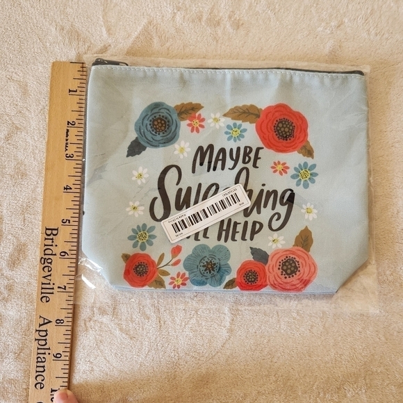 "Maybe Swearing Will Help" Make Up Cosmetic Bag Zipper Pouch - Picture 5 of 6